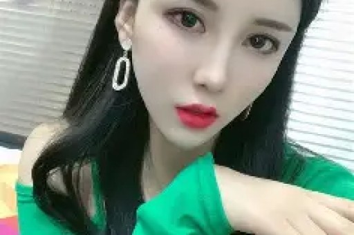 薛小婉回应骂任权前女友 网红圈的永恒剧本